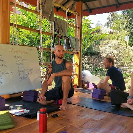 True Nature Chiang Mai - Yoga & Meditation Homestay Retreat Zewnętrze zdjęcie